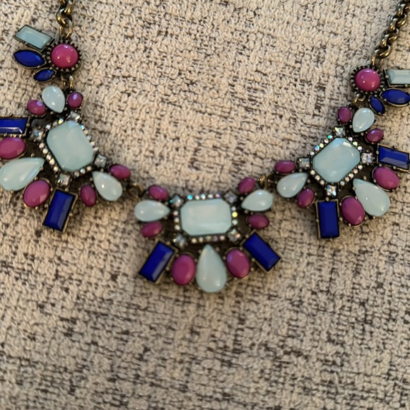 Jewel tone necklace by vivi- nwt - Picture 3 of 3